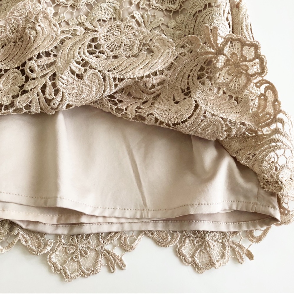 White House Black Market Lace Cocktail Dress Sz 0 - Picture 3 of 10